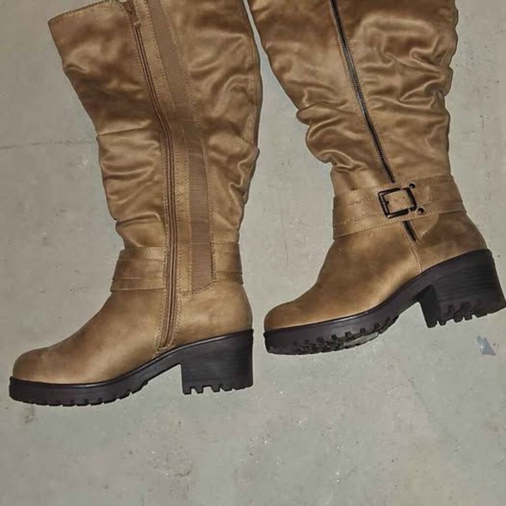 4B Tan PU Low HL Slouchy Knee Boots Size 6